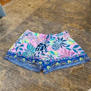 Lilly Pulitzer Pink and Blue Bermuda Pull-On Shorts Vibrant Tropical Print
